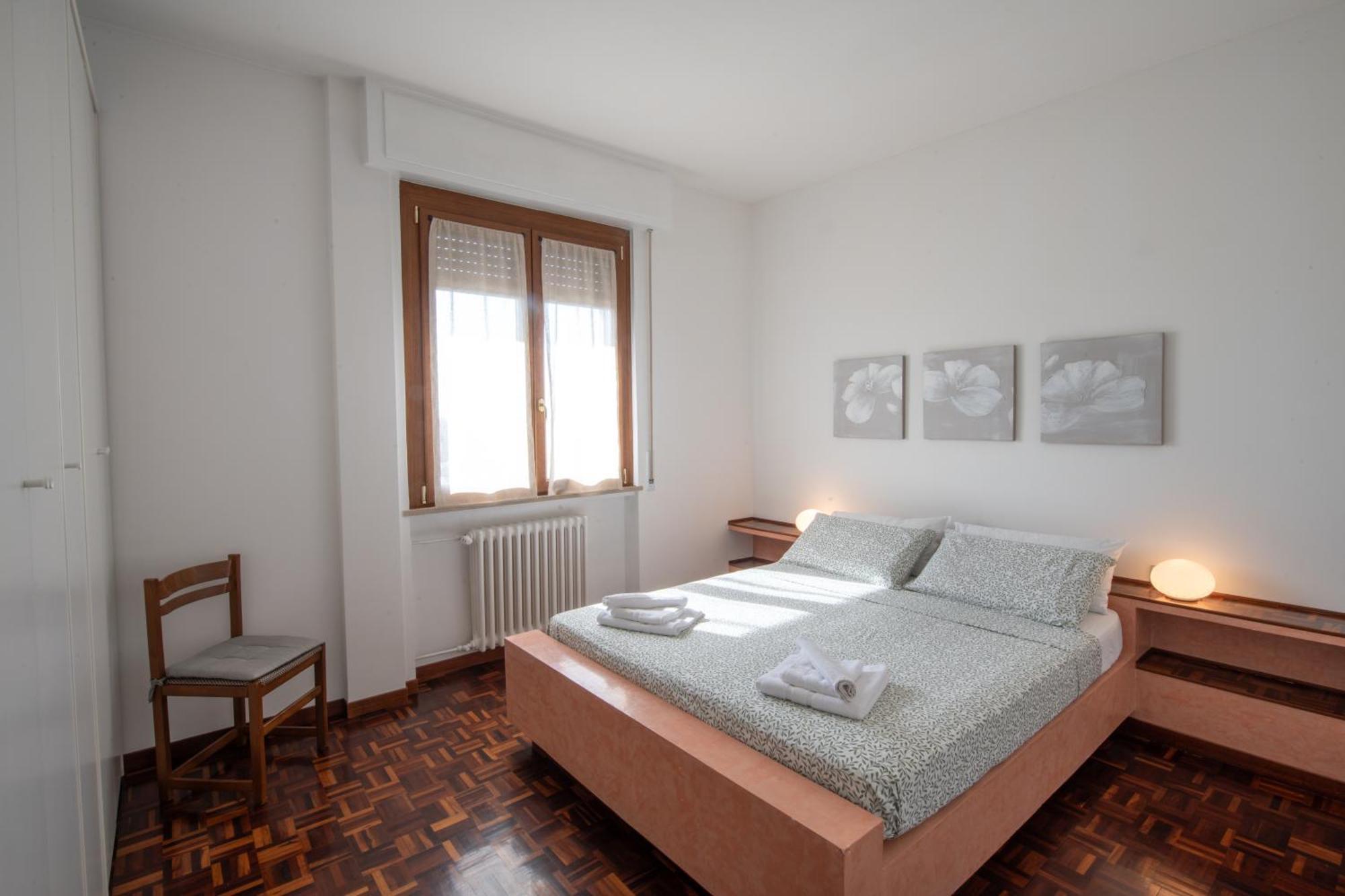 Casa Carlina Lägenhet Treviglio Exteriör bild